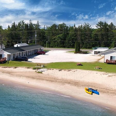 North Winds Motel Mackinaw City Bagian luar foto